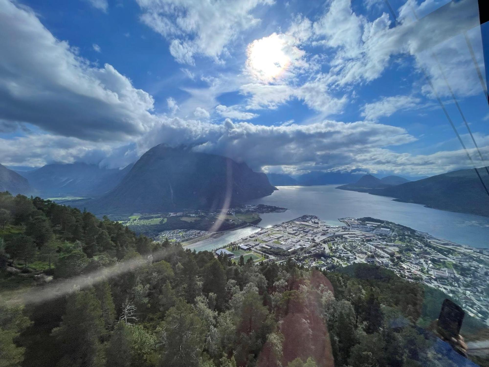 شقة Bakkebo Trollstigen Åndalsnes المظهر الخارجي الصورة